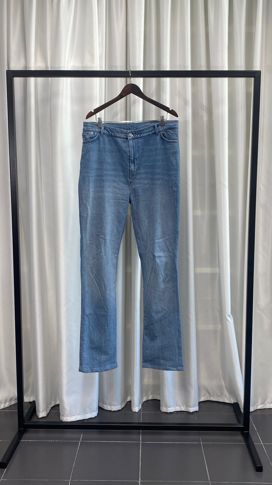 High Rise Flared Jeans