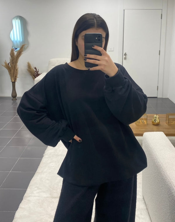 Oversized Sweater In Black