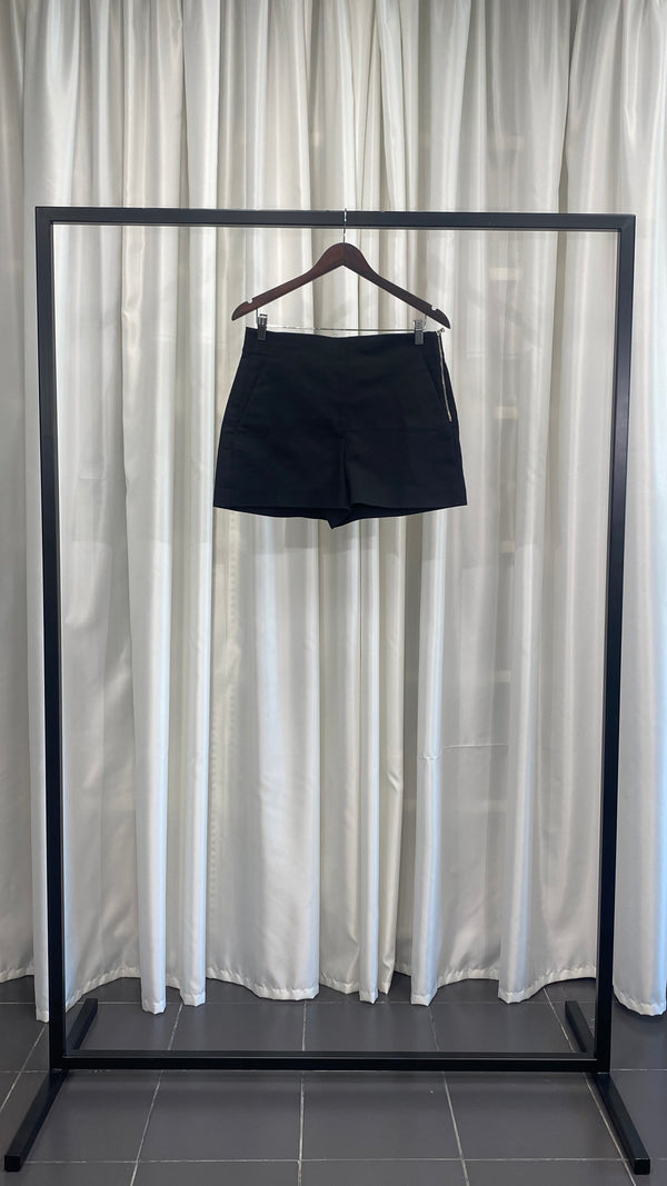 Basic Zip Up Shorts