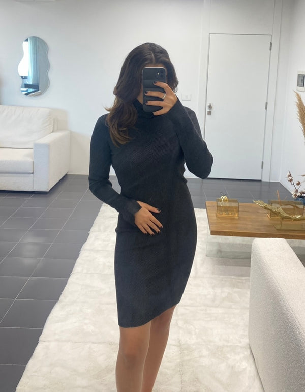 Stretchy Fitted Turtleneck Knit Dress